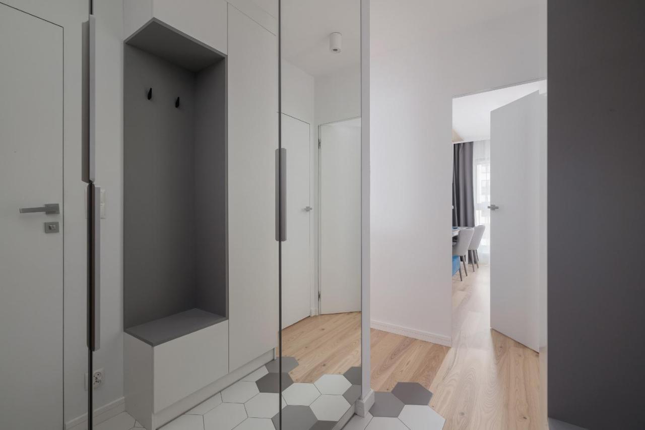 Vetulaniego Apartment With Air Conditioning & Parking By Renters Prestige كراكوفيا المظهر الخارجي الصورة